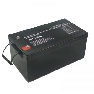 Pack de batterie 36V étanche au lithium-ion 36V 100Ah Lifepo4 à cycle profond 36V pour bateau marin et EV